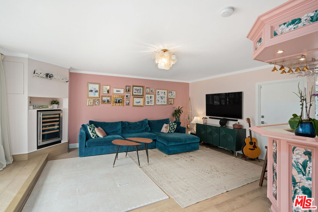 3156 Dona Emilia Drive Studio City, CA 91604 - Photo 17 of 43