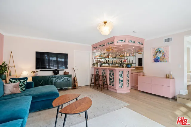 $3,100,000 | 3156 Dona Emilia Drive, Studio City, CA 91604