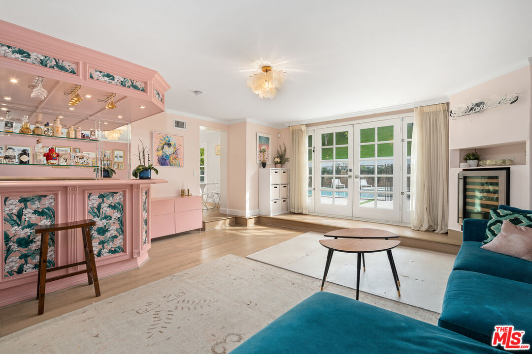 3156 Dona Emilia Drive Studio City, CA 91604 - Photo 19 of 43