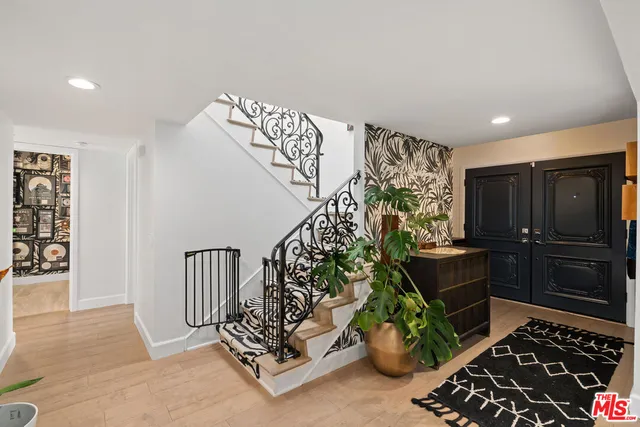 $3,100,000 | 3156 Dona Emilia Drive, Studio City, CA 91604