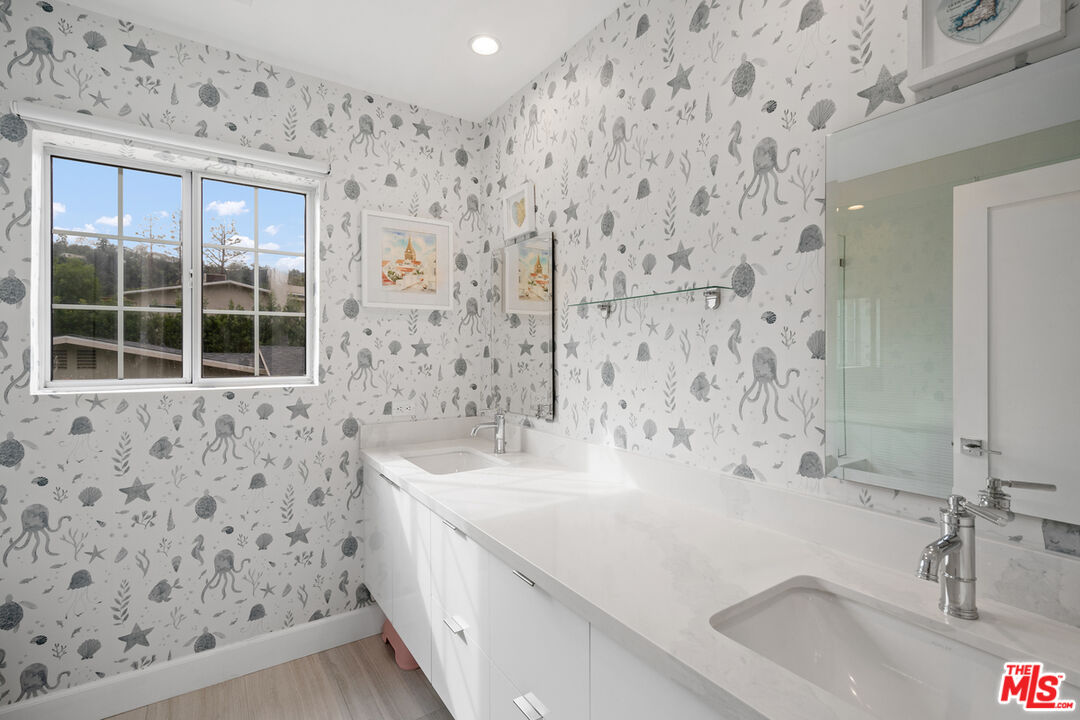 3156 Dona Emilia Drive Studio City, CA 91604 - Photo 24 of 43