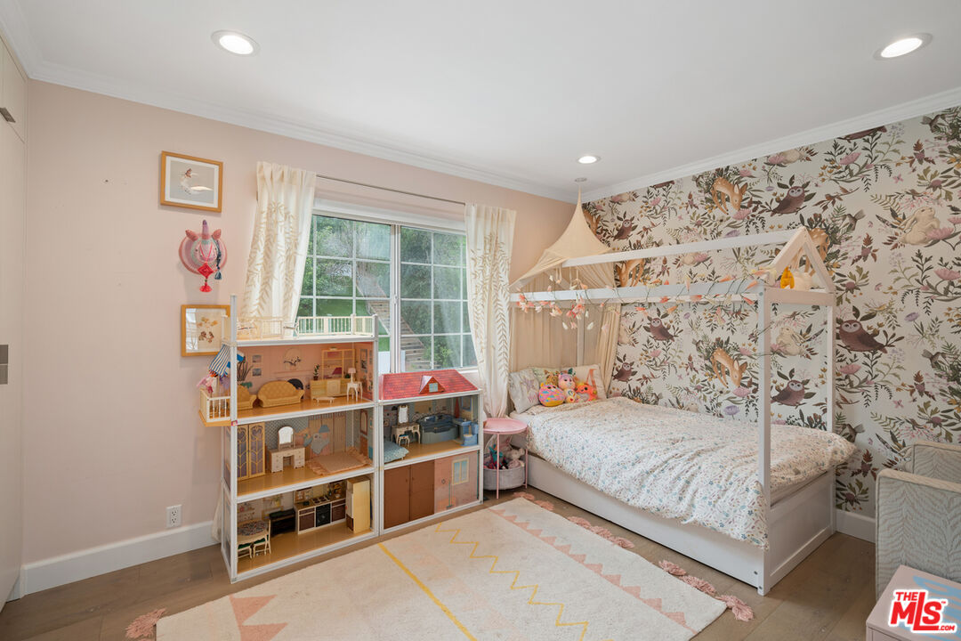 3156 Dona Emilia Drive Studio City, CA 91604 - Photo 27 of 43