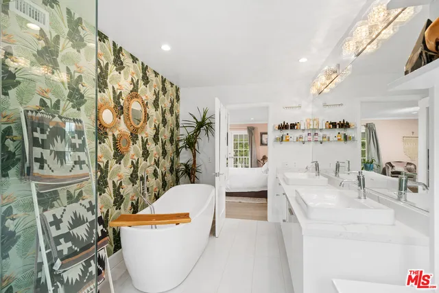 $3,100,000 | 3156 Dona Emilia Drive, Studio City, CA 91604