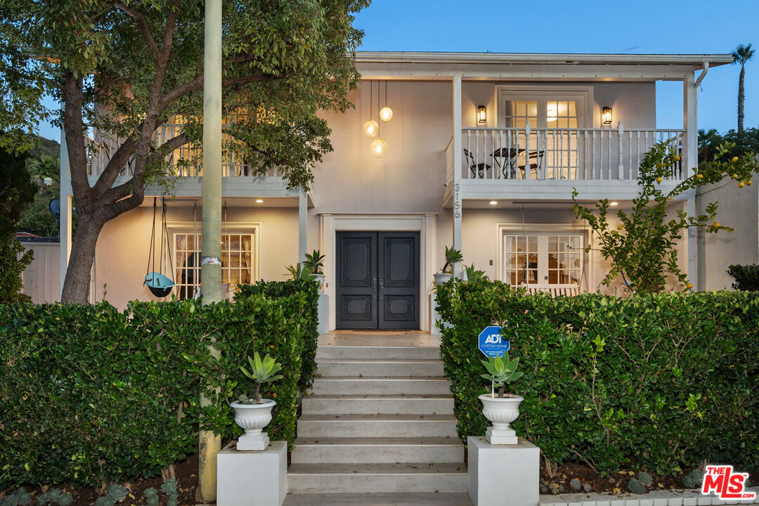 3156 Dona Emilia Drive Studio City, CA 91604 - Photo 40 of 43