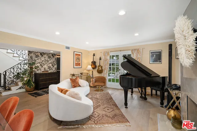 $3,100,000 | 3156 Dona Emilia Drive, Studio City, CA 91604