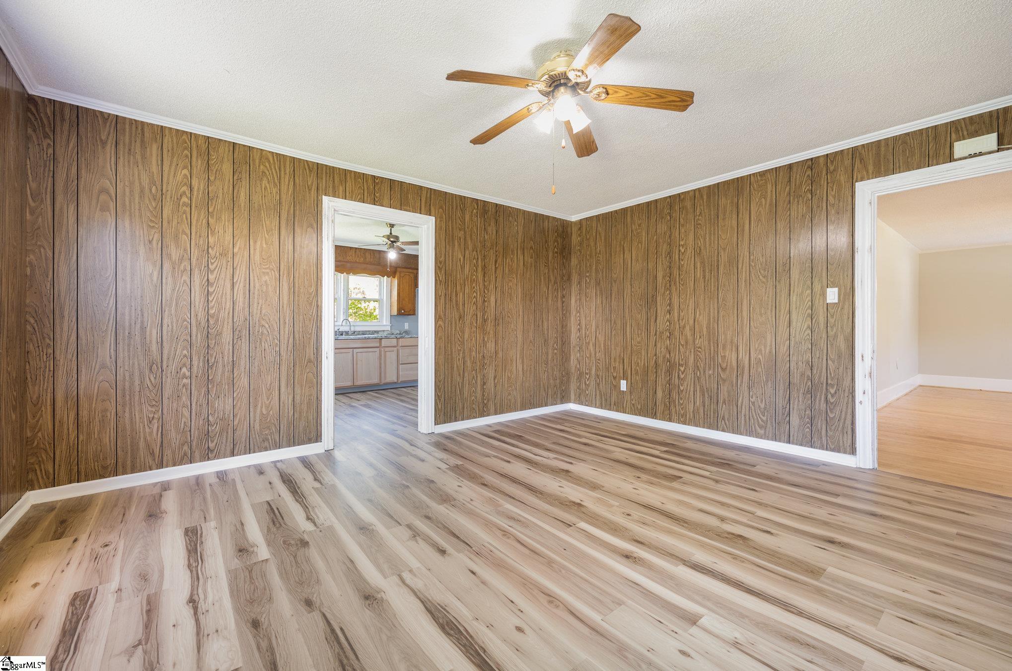 604 South Georgia Avenue Chesnee, SC 29323 - Photo 11 of 25