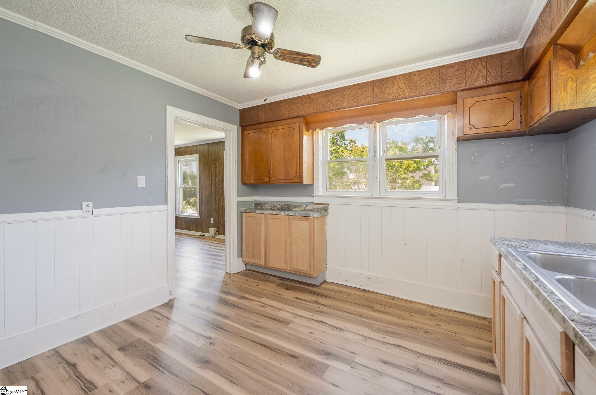 604 South Georgia Avenue Chesnee, SC 29323 - Photo 13 of 25