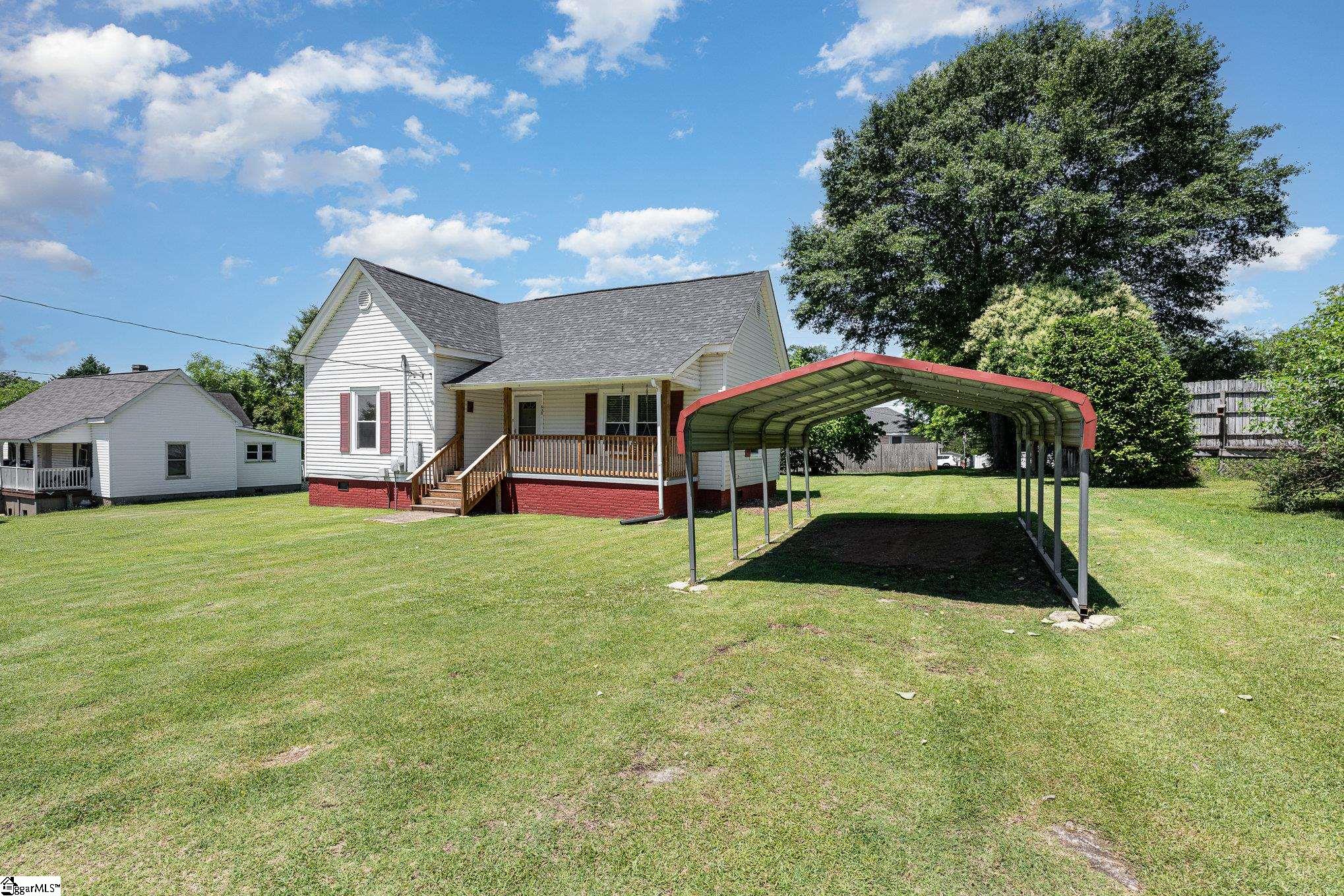 604 South Georgia Avenue Chesnee, SC 29323 - Photo 3 of 25