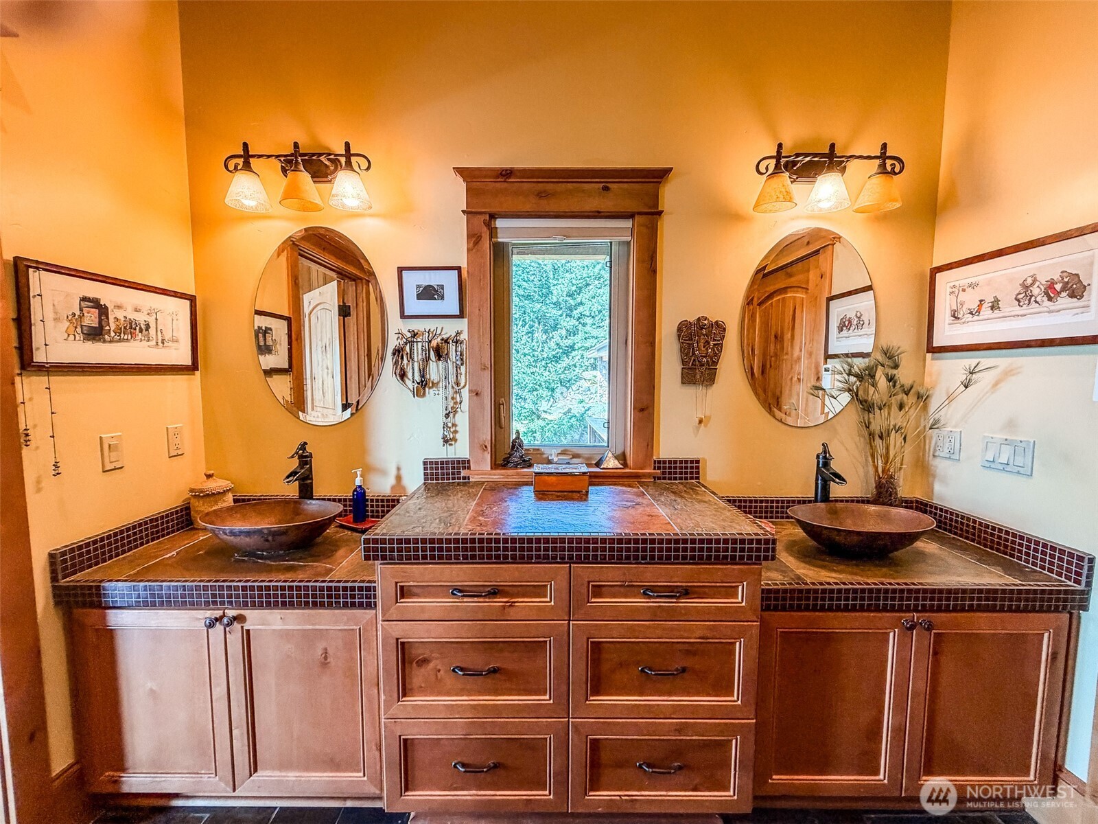 726 Pine Ridge Drive Orcas Island, WA 98280 - Photo 22 of 40 a bathroom with a sink and a mirror