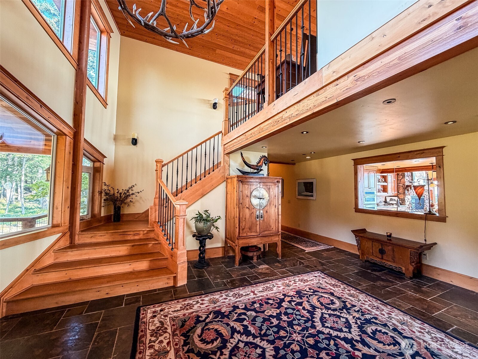 726 Pine Ridge Drive Orcas Island, WA 98280 - Photo 7 of 40 a view of entryway