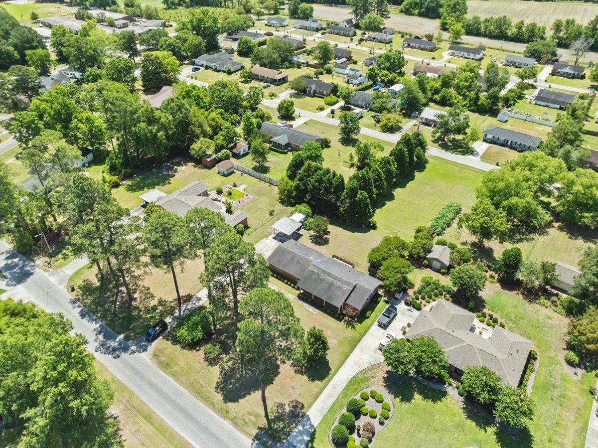 308 Cleveland Street Mullins, SC 29574 - Photo 49 of 51