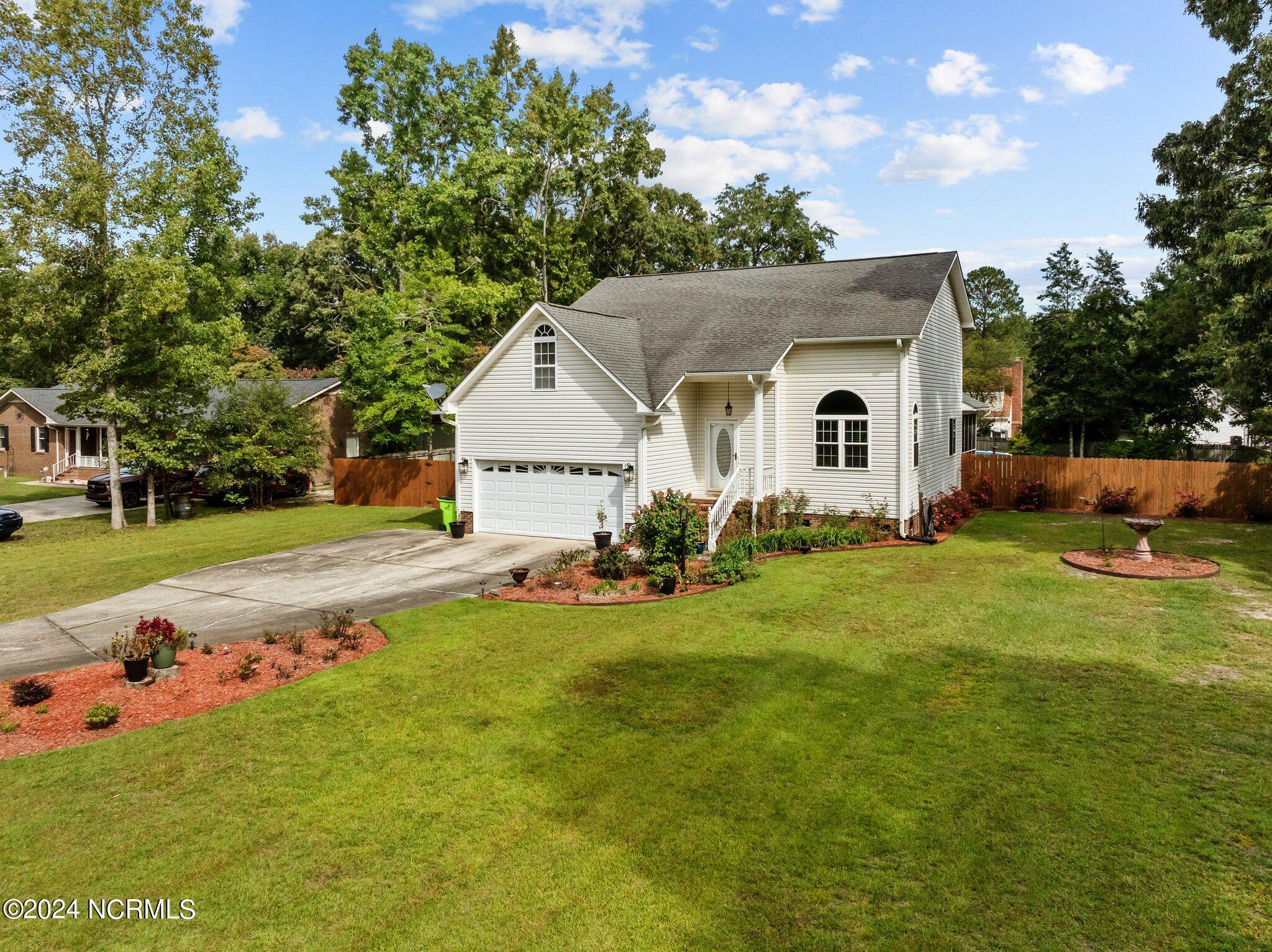 2119 Perrytown Loop Road New Bern, NC 28562 - Photo 4 of 21 41-web-or-mls-DJI_0957