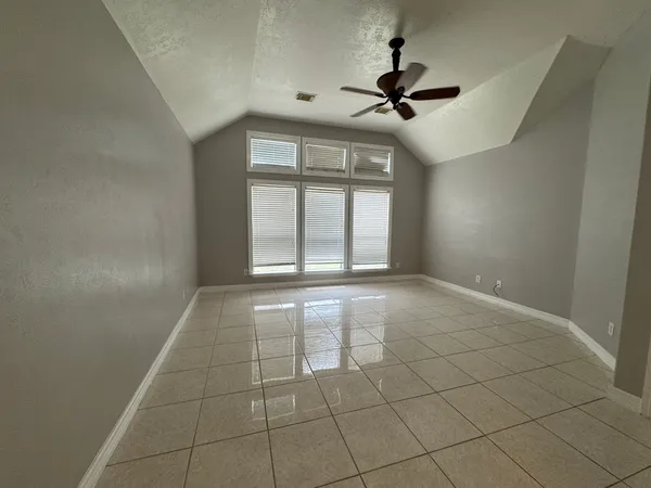 $3,200 | 15314 Carsen Bend Drive, Houston, TX 77049