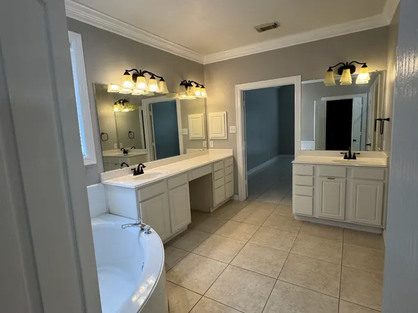 $3,200 | 15314 Carsen Bend Drive, Houston, TX 77049