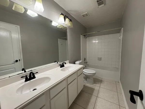 $3,200 | 15314 Carsen Bend Drive, Houston, TX 77049