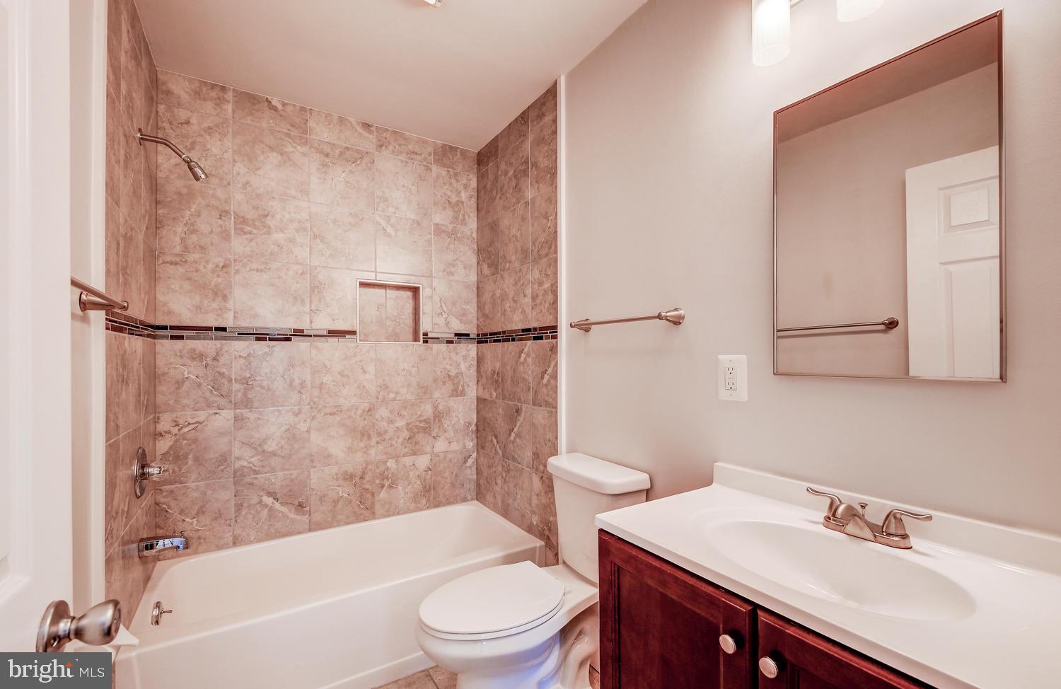 109 Bennett Road Baltimore, MD 21221 - Photo 14 of 22 Gallery Image 14