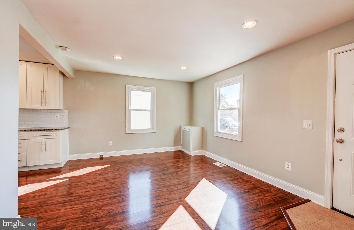 109 Bennett Road Baltimore, MD 21221 - Photo 4 of 22 Gallery Image 4