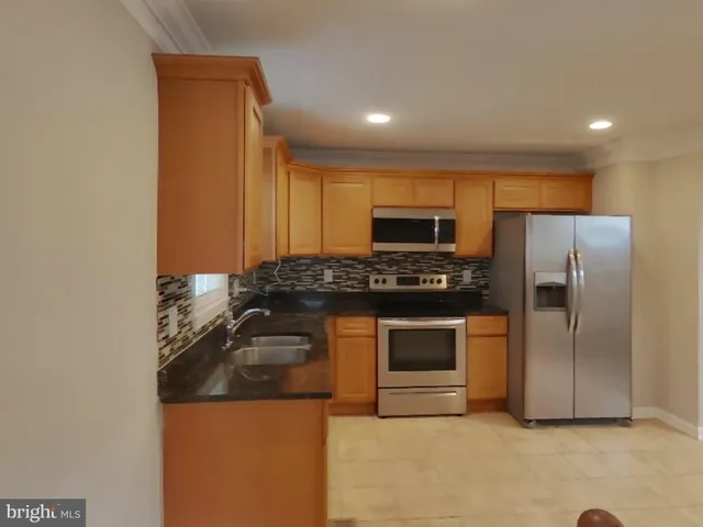 $2,099 | 116 Cedar Hill Road, Baltimore, MD 21225