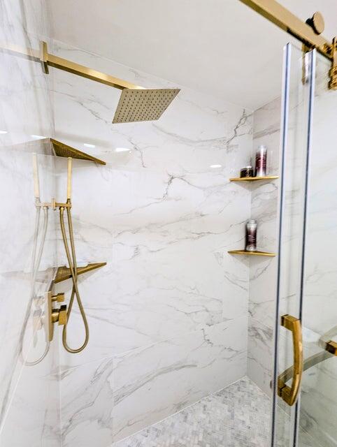 21362 Juego Circle, Unit 33F Boca Raton, FL 33433 - Photo 14 of 41 MASTER NEW SHOWER