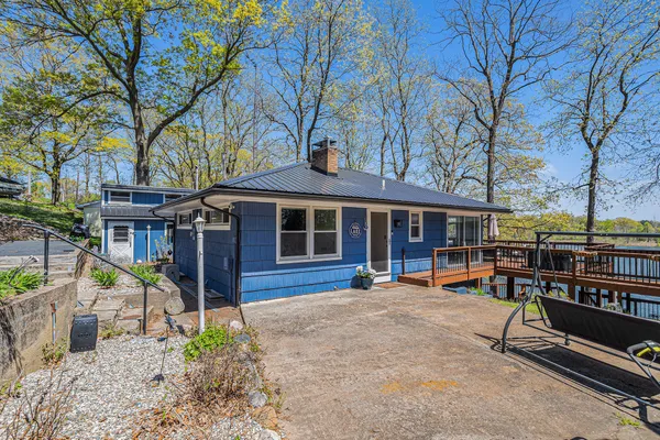 $550,000 | 13872 Fineview Bluff Drive, Battle Creek, MI 49017