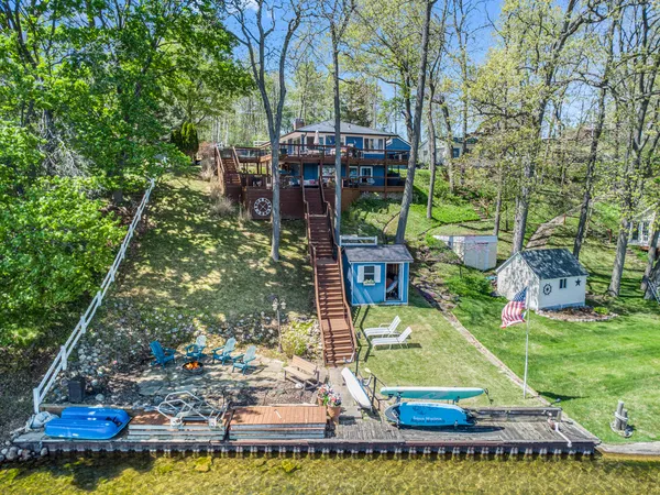 $550,000 | 13872 Fineview Bluff Drive, Battle Creek, MI 49017