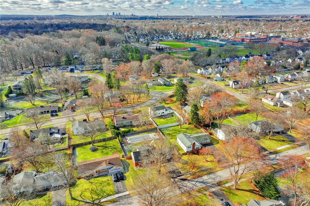 41 Old N Hill Irondequoit, NY 14617 - Photo 4 of 50