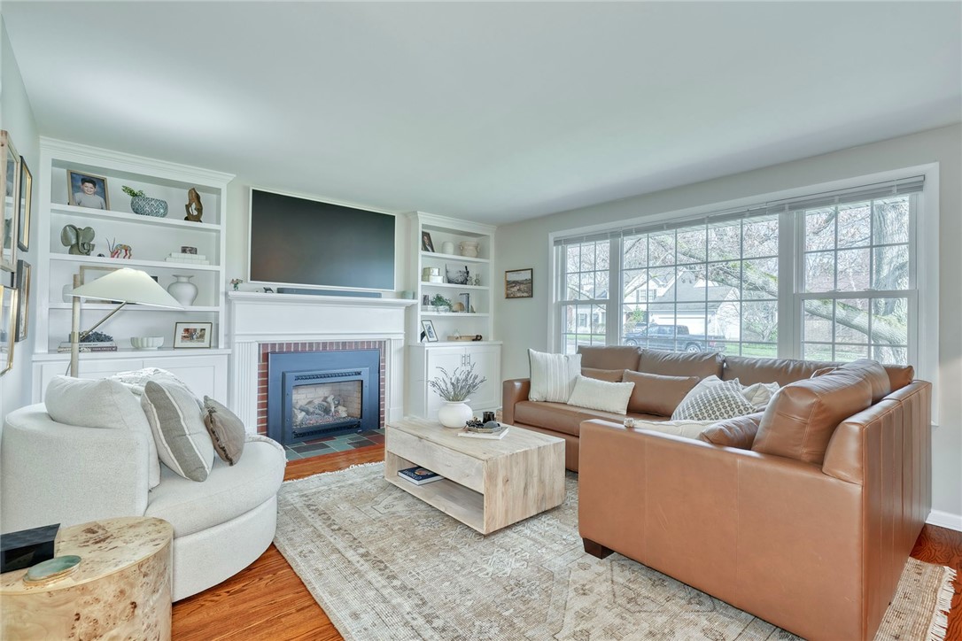 41 Old N Hill Irondequoit, NY 14617 - Photo 7 of 50