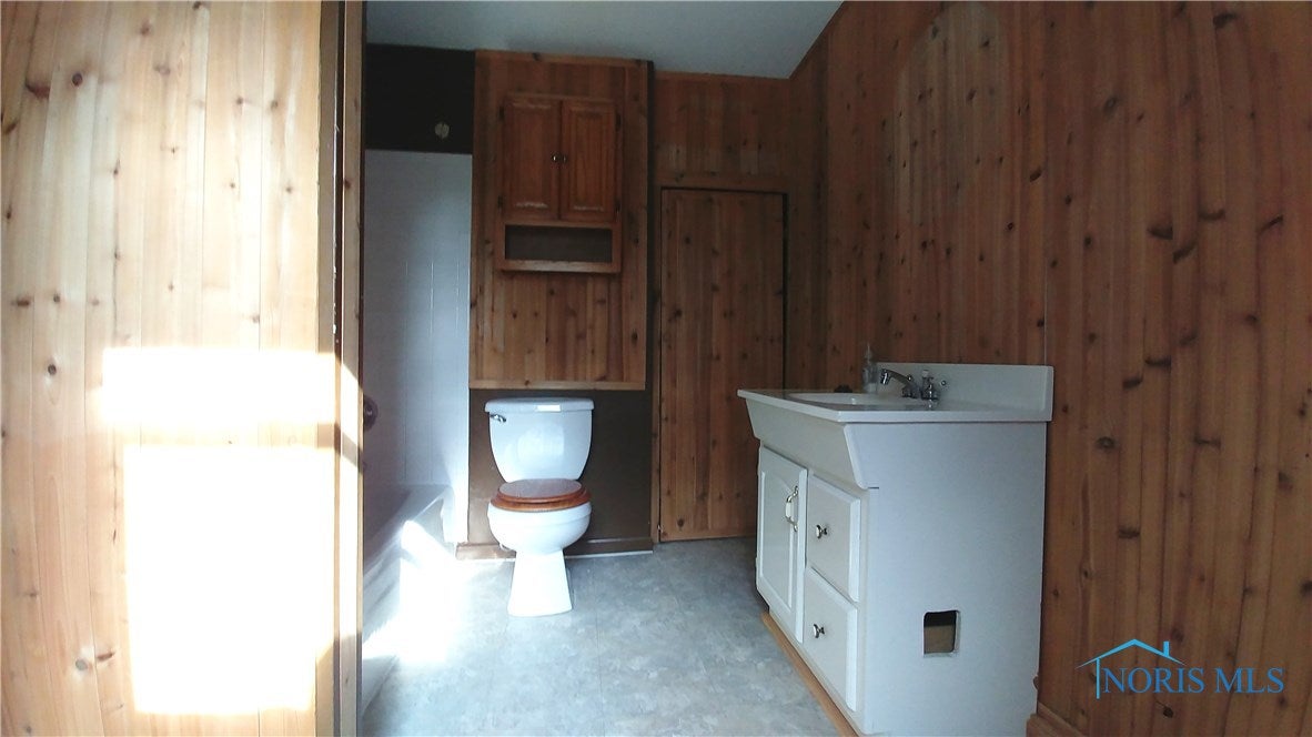 12765 Mungen Road Rudolph, OH 43462 - Photo 8 of 19 Gallery Image 8