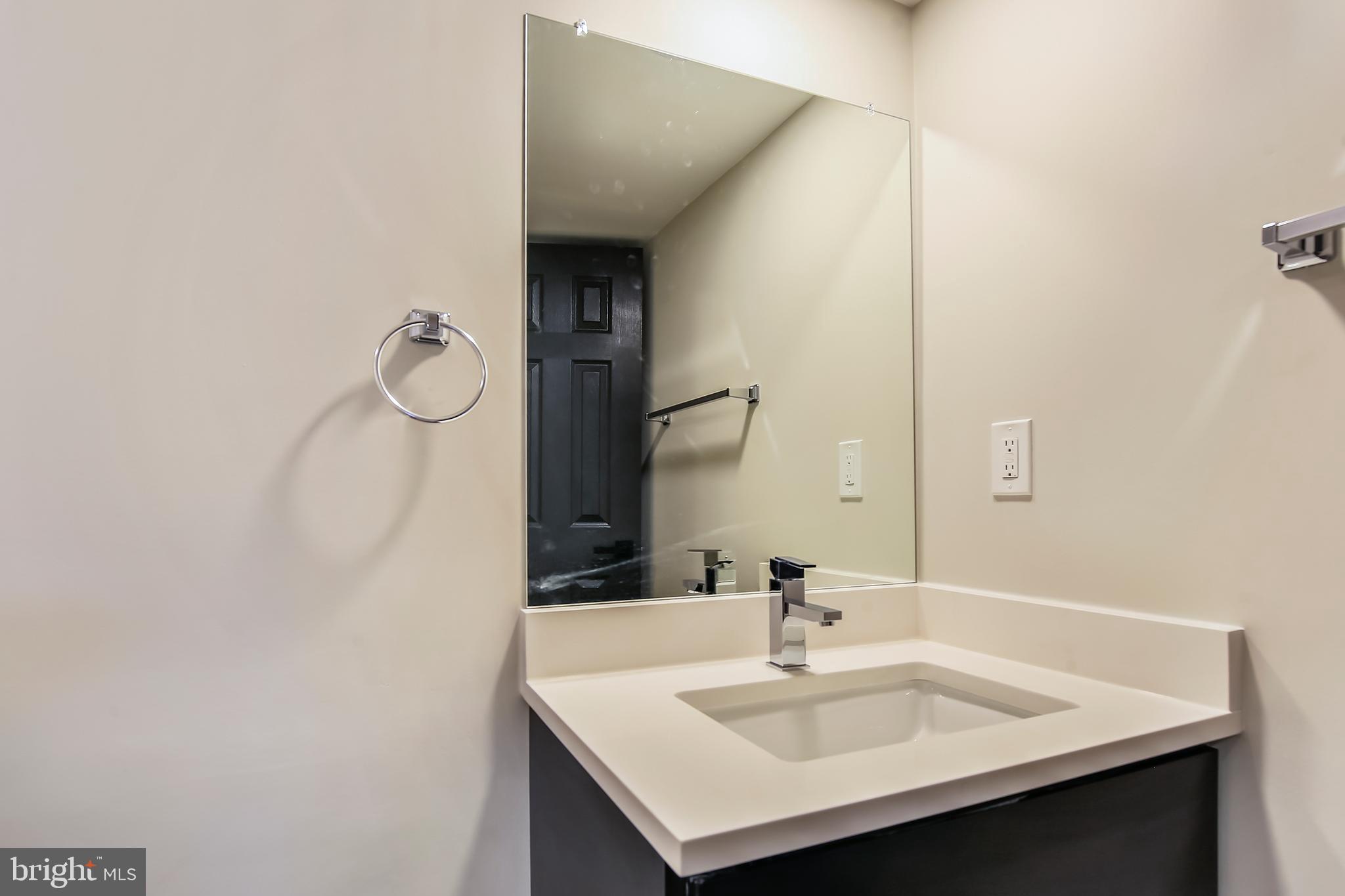 1508 Laurel Hill Road Vienna, VA 22182 - Photo 42 of 57 Gallery Image 42