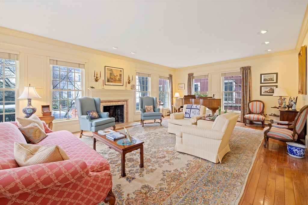 3 Doaks Lane Marblehead, MA 01945 - Photo 4 of 33