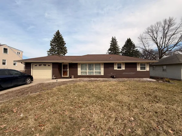 $240,000 | 1306 Marie Avenue, Albert Lea, MN 56007