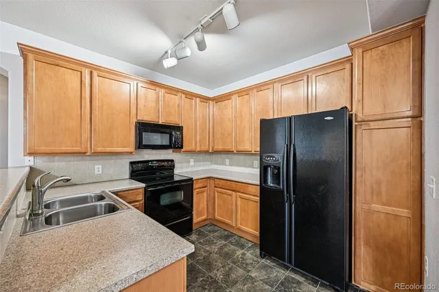 $290,000 | 16386 East Fremont Avenue, Unit 4, Aurora, CO 80016