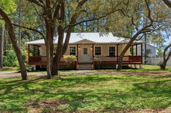 $250,000 | 2150 Massachusetts Avenue, Carrabelle, FL 32322