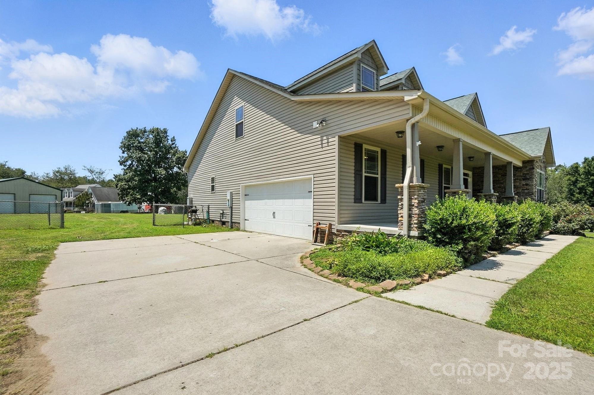 1409 State Rd S-46-151 Clover, SC 29710 - Photo 31 of 40 Gallery Image 31