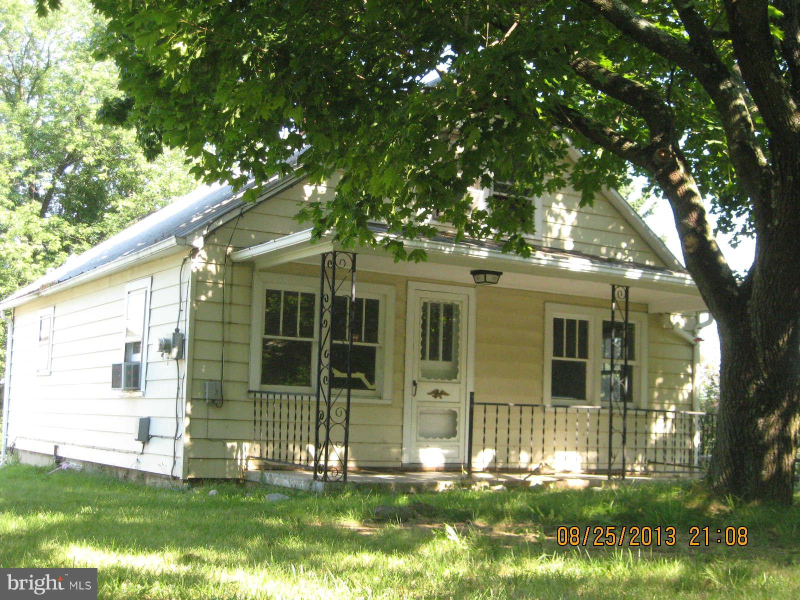 305 Cedar Grove Road Winchester, VA 22603 - Photo 1 of 4 Exterior (Front)