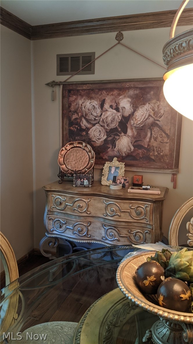 849 Upton Road Youngstown, OH 44509 - Photo 15 of 33 Dining Room