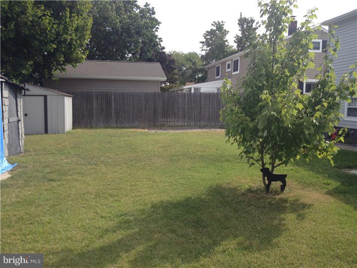 636 Burt Road Runnemede, NJ 08078 - Photo 18 of 18 a view of a back yard