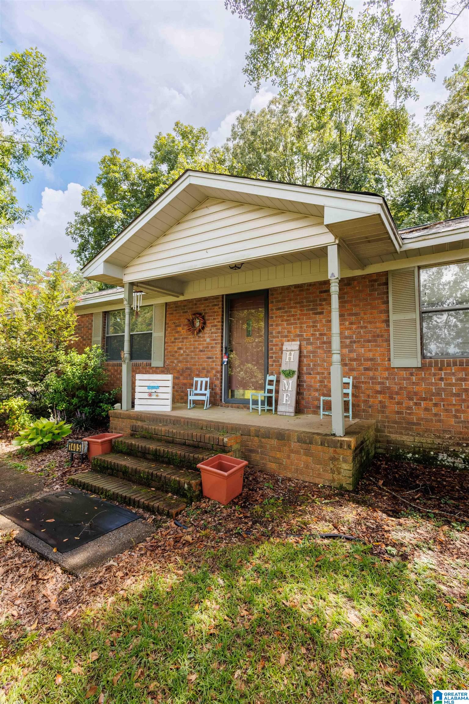 1405 Fairmont Road Sylacauga, AL 35150 - Photo 3 of 21