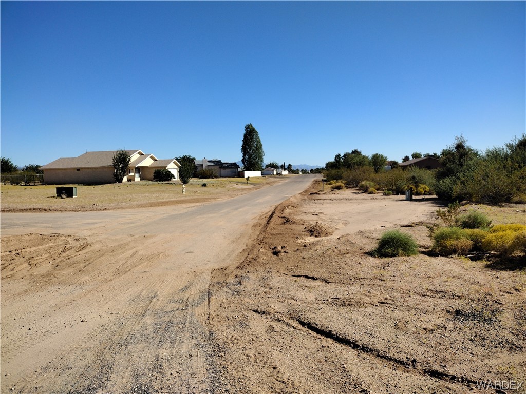 3701 Milky Way Road Golden Valley, AZ 86413 - Photo 7 of 18 Gallery Image 7
