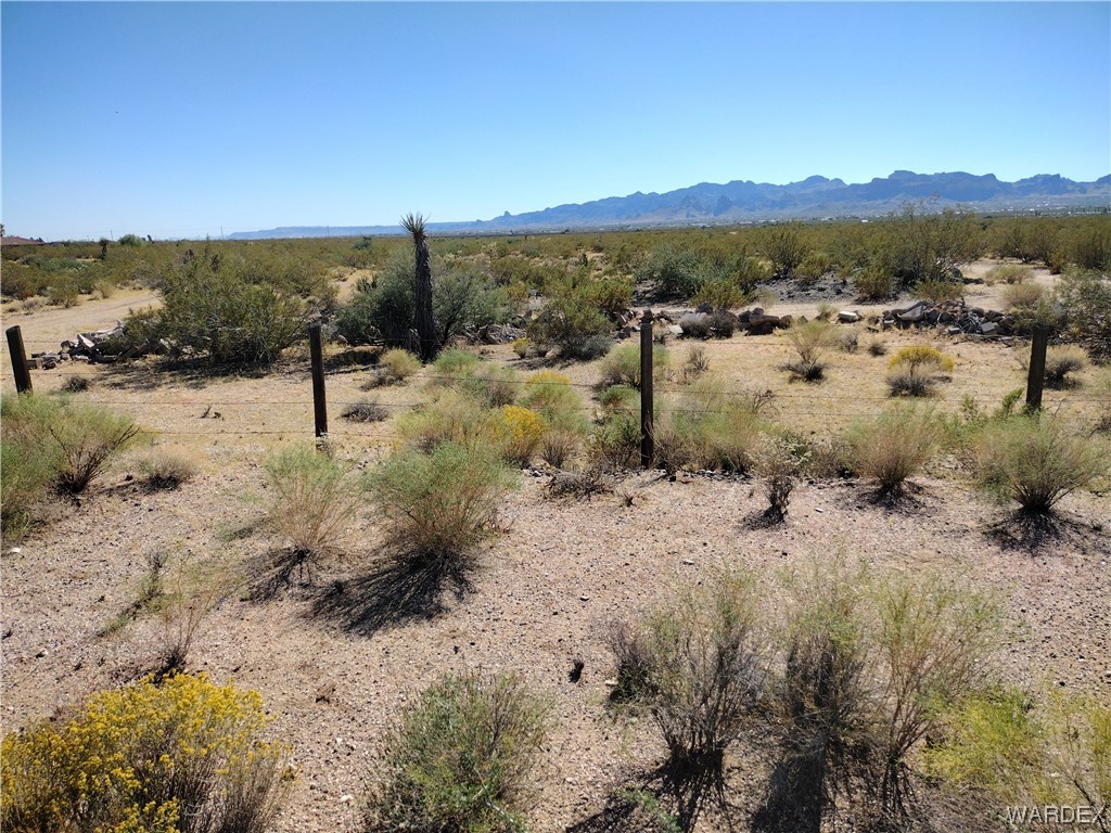 3701 Milky Way Road Golden Valley, AZ 86413 - Photo 9 of 18 Gallery Image 9