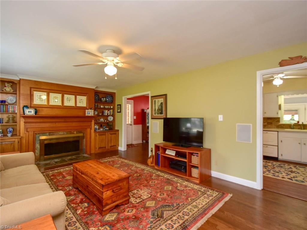 104 Kirk Road Greensboro, NC 27455 - Photo 3 of 27 Gallery Image 3