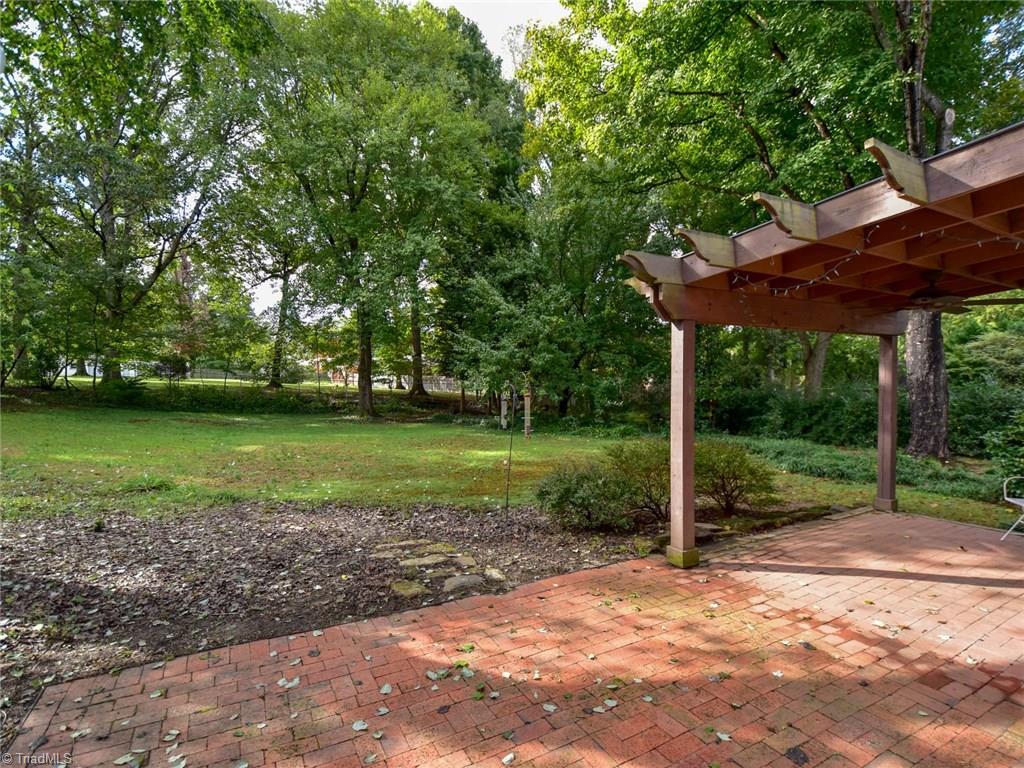 104 Kirk Road Greensboro, NC 27455 - Photo 23 of 27 Gallery Image 23
