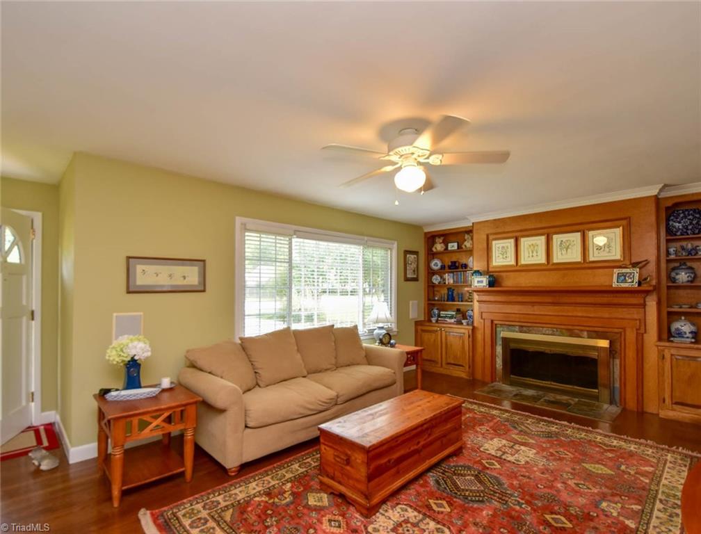 104 Kirk Road Greensboro, NC 27455 - Photo 4 of 27 Gallery Image 4
