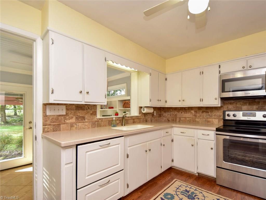 104 Kirk Road Greensboro, NC 27455 - Photo 10 of 27 Gallery Image 10