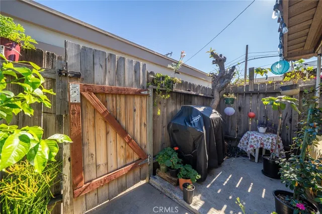 $570,000 | 1800 West Gramercy Avenue, Unit 43, Anaheim, CA 92801