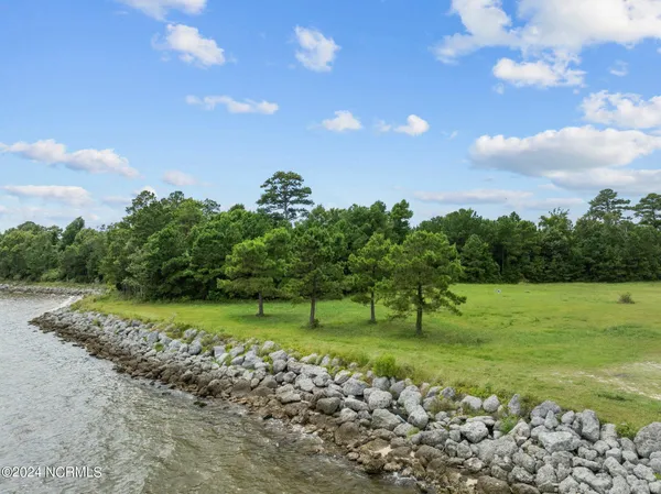 $215,000 | 363 Wind Lake Road, Oriental, NC 28571