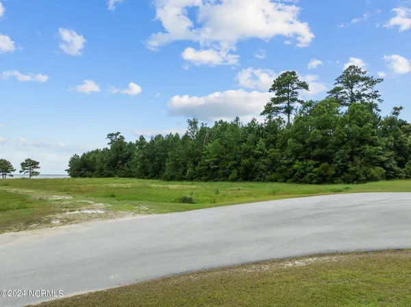$215,000 | 363 Wind Lake Road, Oriental, NC 28571