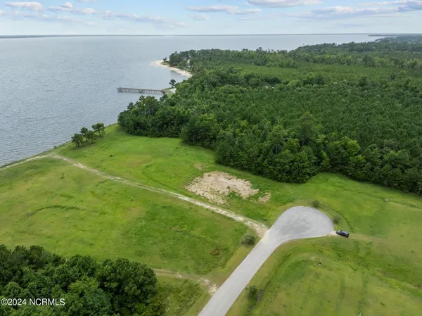 $215,000 | 363 Wind Lake Road, Oriental, NC 28571