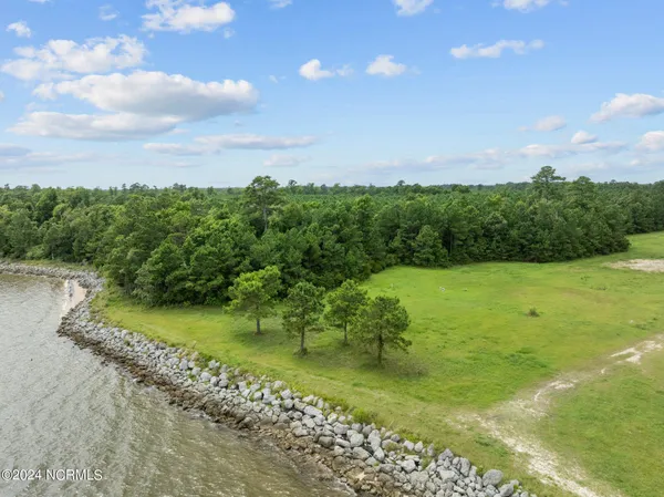 $215,000 | 363 Wind Lake Road, Oriental, NC 28571