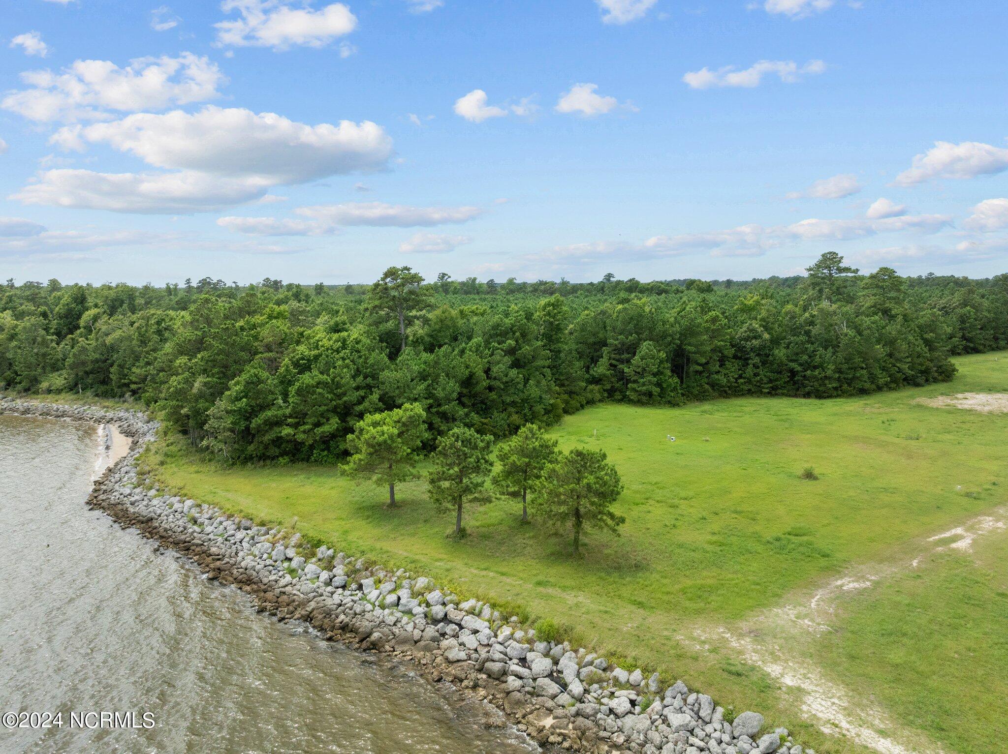 363 Wind Lake Road Oriental, NC 28571 - Photo 10 of 16 7-web-or-mls-DJI_0895